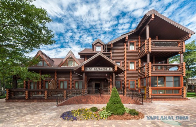 Как могла бы выглядеть русская деревня под грузом европейских ценностей