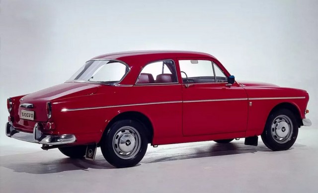 Полвека универсалу Volvo 1800 ES