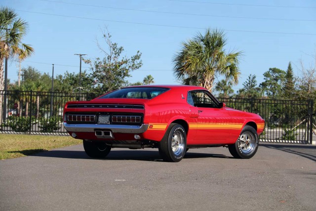 60 лет Shelby Mustang. Красивых автофото пост к юбилею
