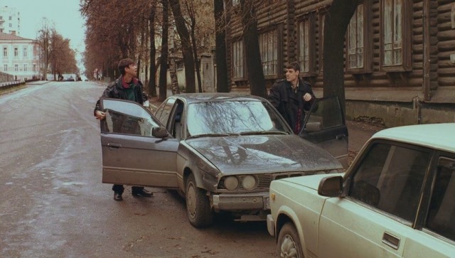 Очередной "Это же ребёнок..." на BMW.