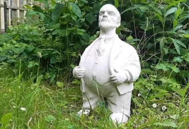 Ленин разный