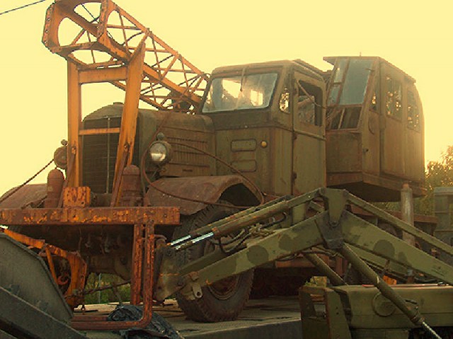 Игра на ЯПе: Угадай АВТО-9