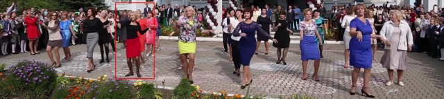 Танцы в школе бывают разные