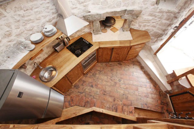 Небольшой дом в 250-летней башне на острове в Хорватии