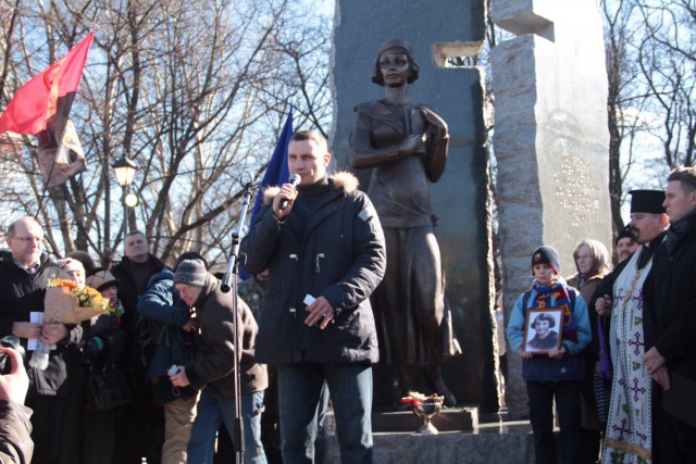 На месте уничтожения евреев в Бабьем Яру