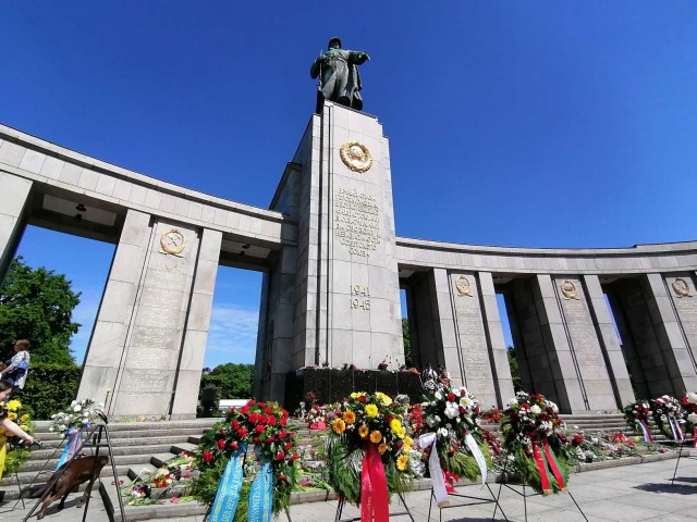 День Победы, Трептов парк. Берлин 2020