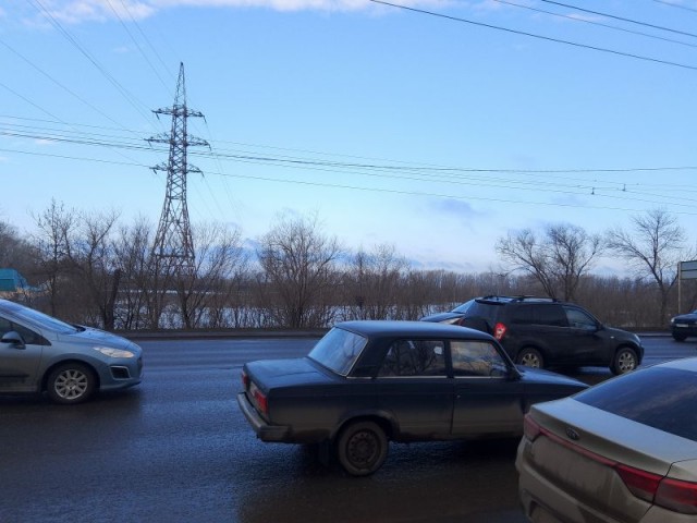В Оренбурге уровень воды в реке Урал вырос до 872 сантиметров
