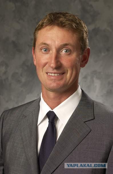 65 Уэйну Гретцки