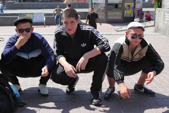 Кому юки отсыпать?