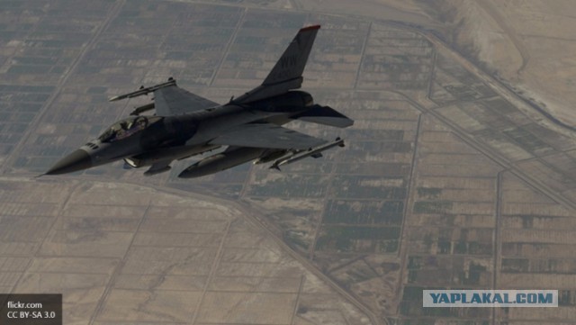 CNN: Россия нанесла первый авиаудар в Сирии