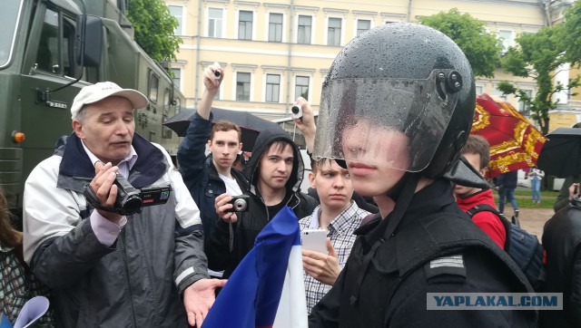 Марсово поле 12 июня Санкт-Петербург