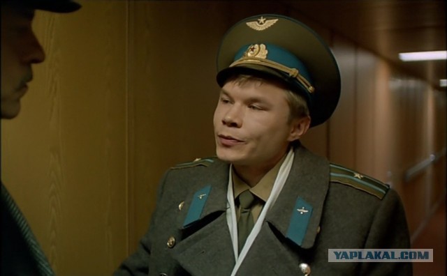 Офицера ВКС РФ не пустили в ресторан в Москве из-за военной формы