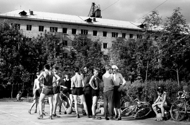 Советские люди в 1960-х годах. Часть третья