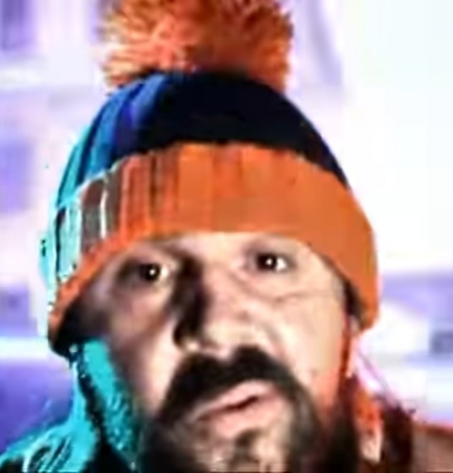 Знаю, что тут есть мастера по всему.