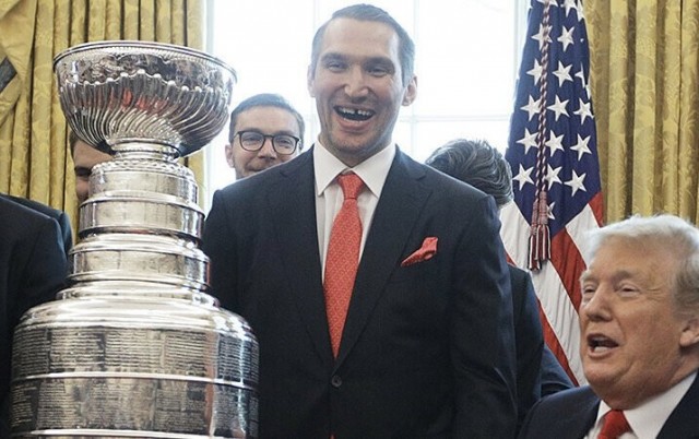 Сергей Федоров объяснил решение Овечкина остаться в NHL