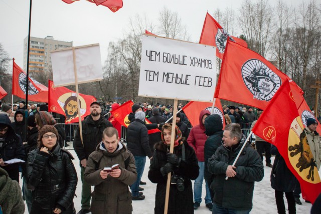 Борьба за храм на Торфянке продолжается