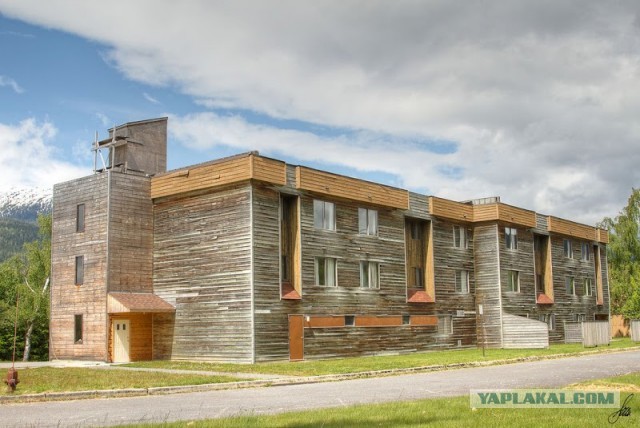 Канадский город-призрак застывший в 80-х