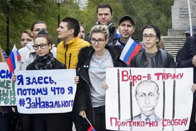 Более половины россиян не видят альтернативы Путину