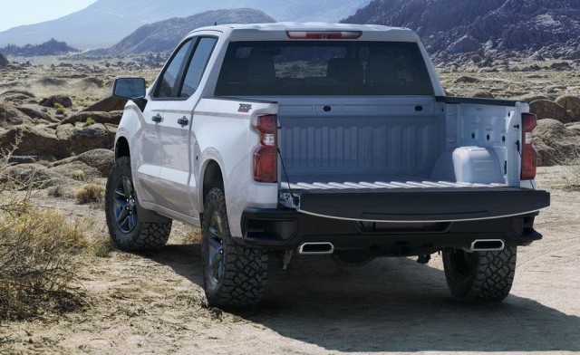 Новый пикап Chevrolet Silverado представили в Детройте
