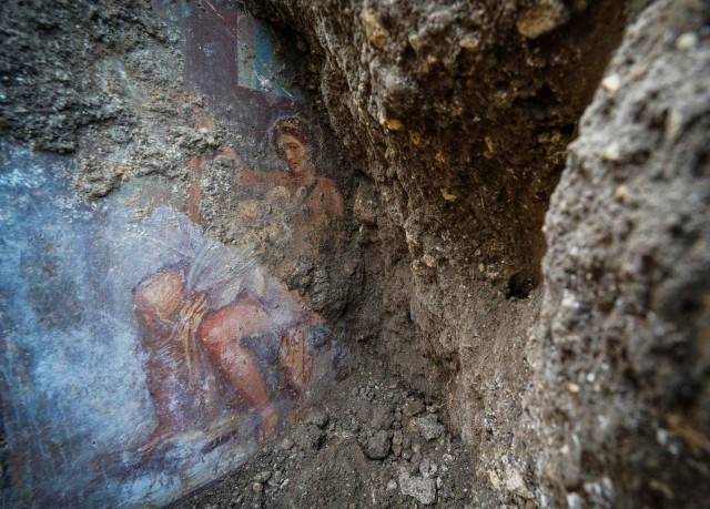 Как выглядел Pornhub в первом веке нашей эры: в Помпеях нашли древнюю эротическую фреску