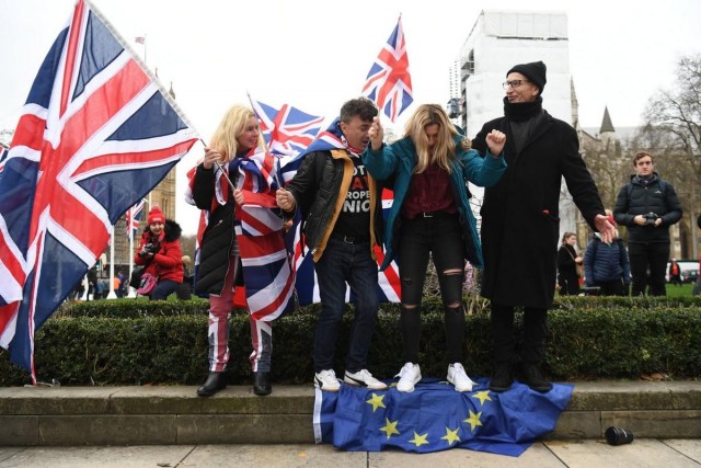 Британцы с размахом отметили выход из Евросоюза