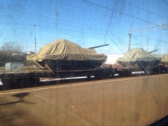 ТАСС: группировка «Юг» применила в бою новейшие танки Т-14 «Армата»