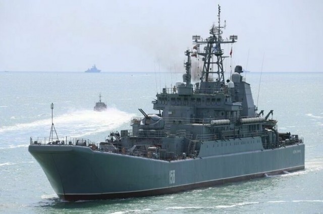 В Крыму атакован еще один корабль ВМФ РФ