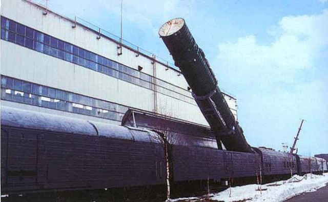 Ядерный ракетный поезд РВСН: БЖРК "Молодец" или Поезд №0