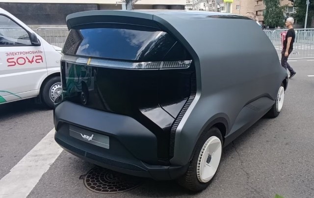 Росатом показал электрический фургон Voyt LCV