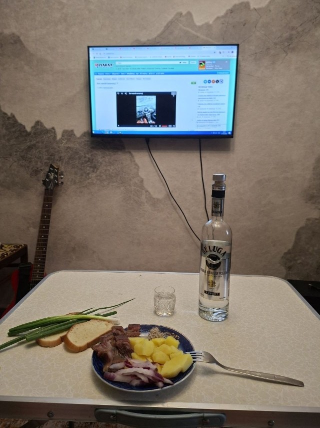 Утро, суббота, а вдруг, если чтото...