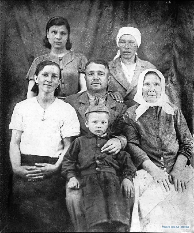 Фотографии второй мировой, многие цветные (фото)