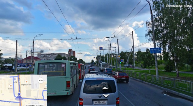 Дорожные разборки жителей культурной столицы