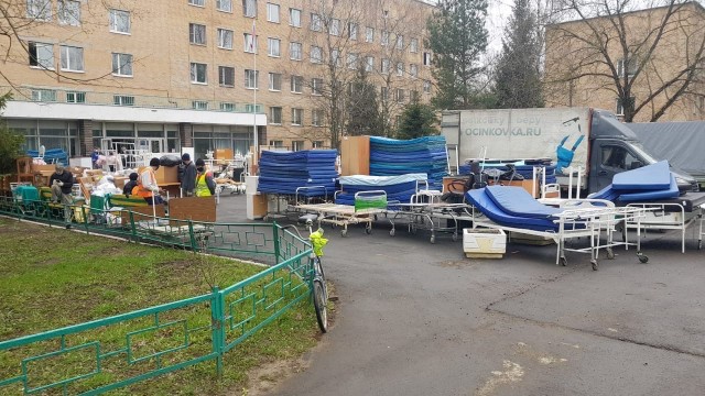 Врачи в Люберцах работали "буквально голыми руками"