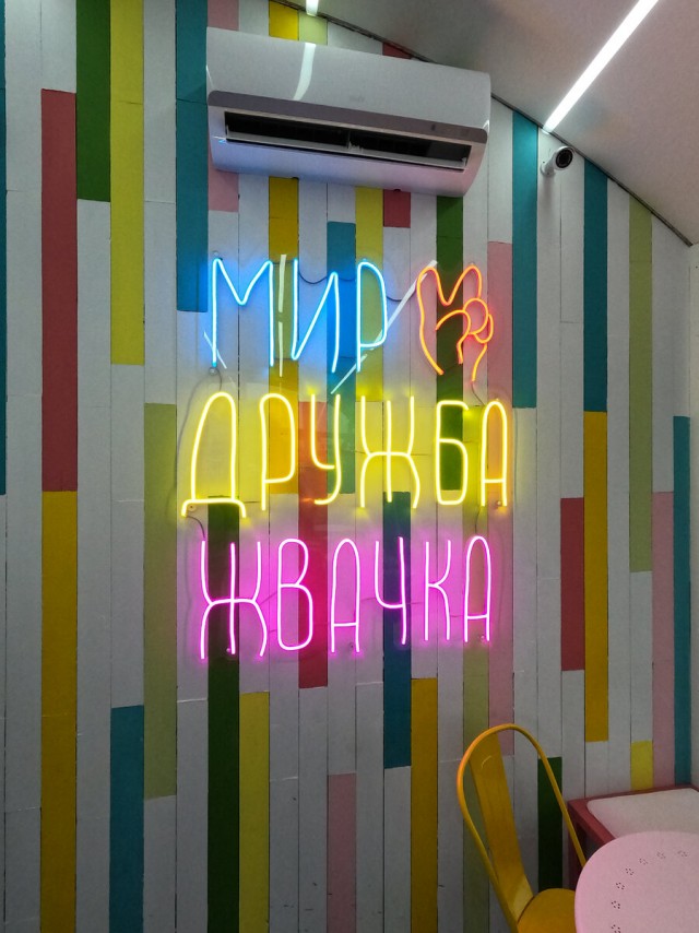 "Меньше 200 тысяч я не получаю": профессии, которые всегда будут с хорошим доходом.