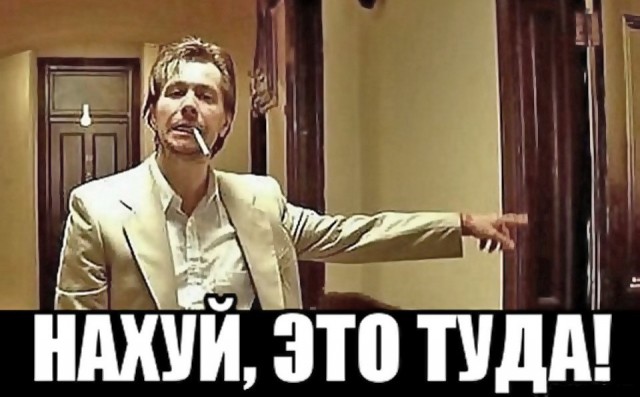 В Ейске на жилой дом упал самолёт