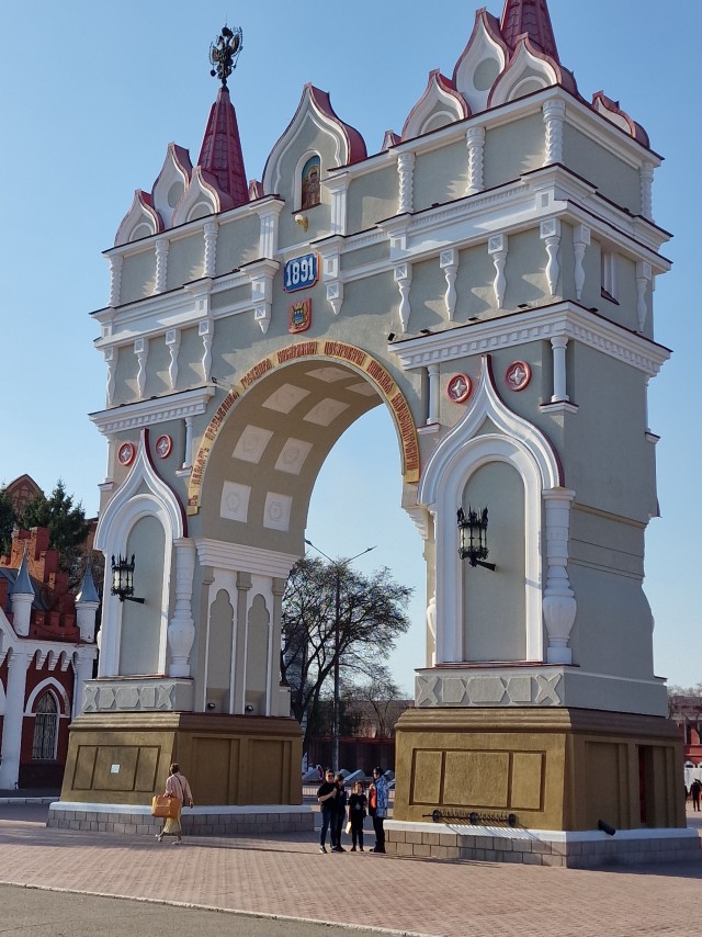 Русский с китайцем братья навек!