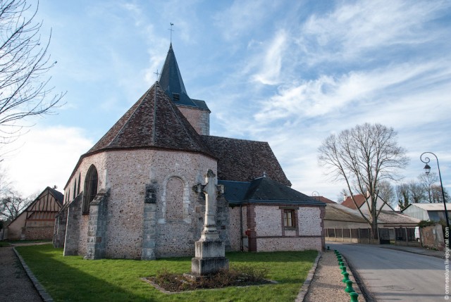 Нетуристическая деревня Шодон