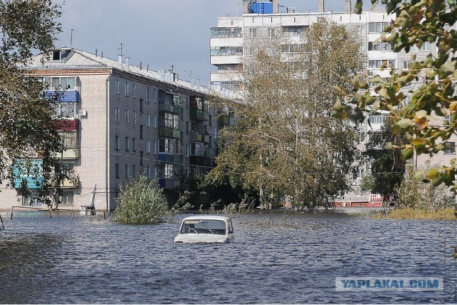 Всё, вода уходит! А вместе с нею печаль, разруха..