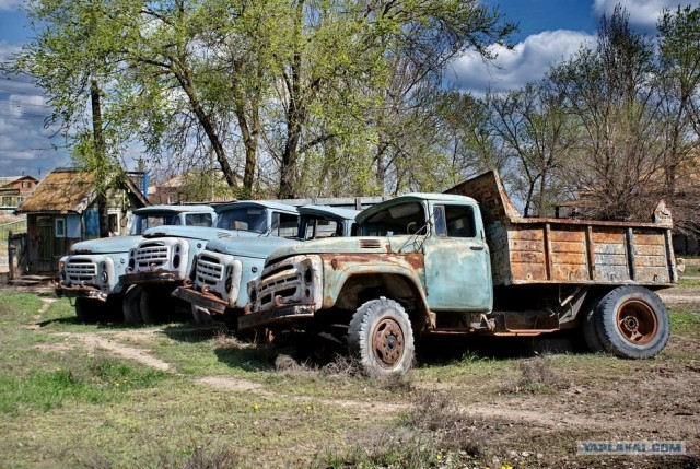 Постсоветская автоколонна