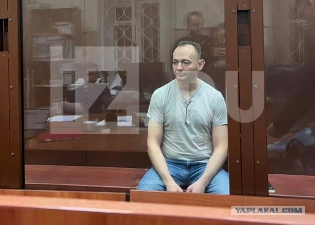 Басманный суд отказался арестовывать замглавы Минцифры Максима Паршина
