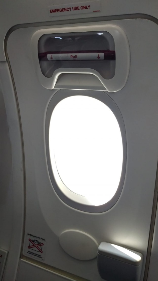 На высоте 5 тысяч метров у самолёта авиакомпании Alaska Airlines отвалилась аварийная дверь и часть фюзеляжа