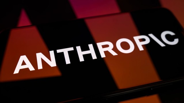 Anthropic призвала к глобальной паузе в развитии ИИ