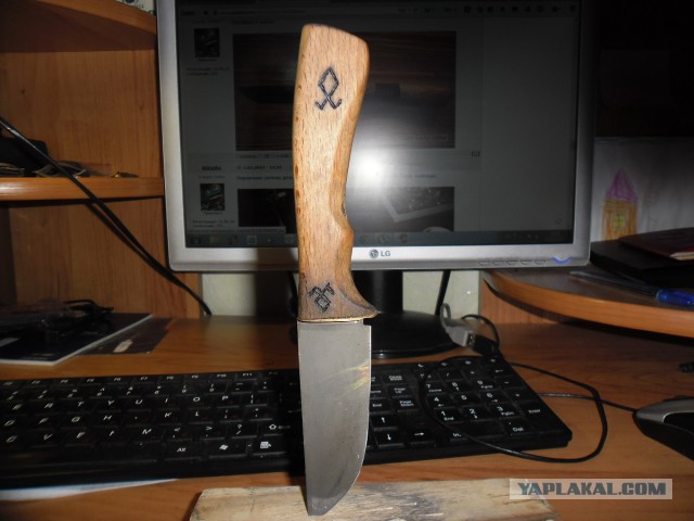 Нож из Р10К10Ф3М4