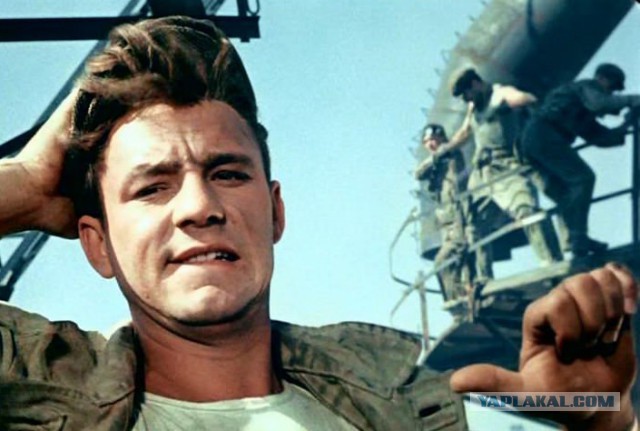 Фото актеров и музыкантов, из которых харизма плещет через край