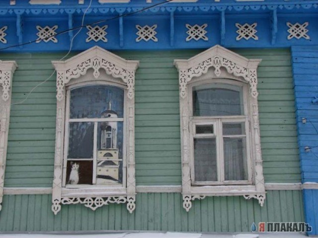 Рисунки на асфальте, строениях и т.п.