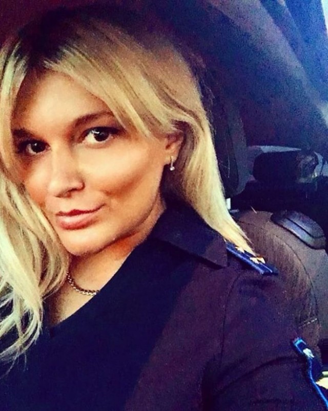 19 фотографий девушек-полицейских из неофициального Instagram МВД РФ