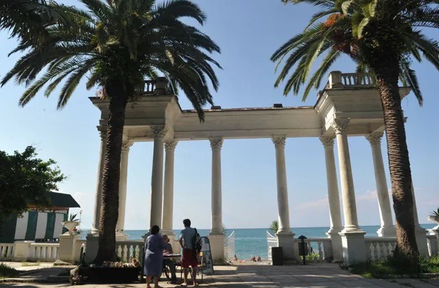 Раненным во время стрельбы в Абхазии туристам пригрозили расправой в сети