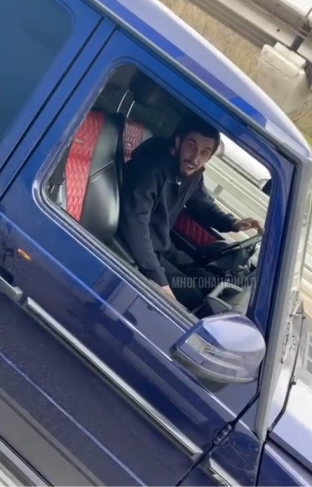 В пробке на Новорижском шоссе произошел конфликт