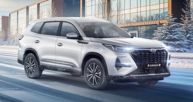 Российский кроссовер Xcite никому не нужен? А TENET?