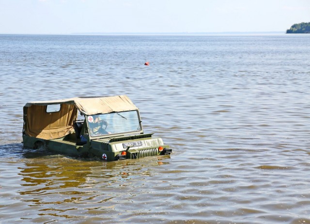По воде аки по суху...